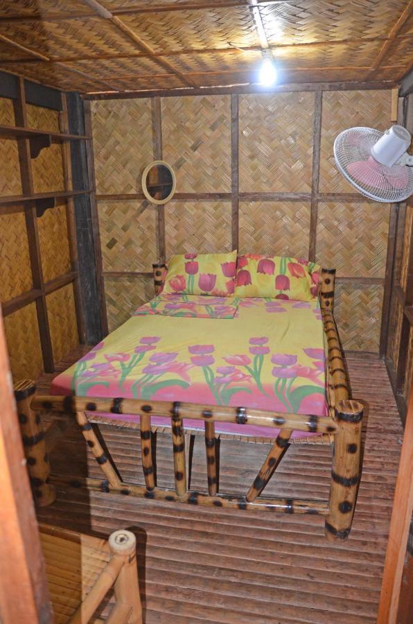 Coron Backpacker Guesthouse Exterior photo